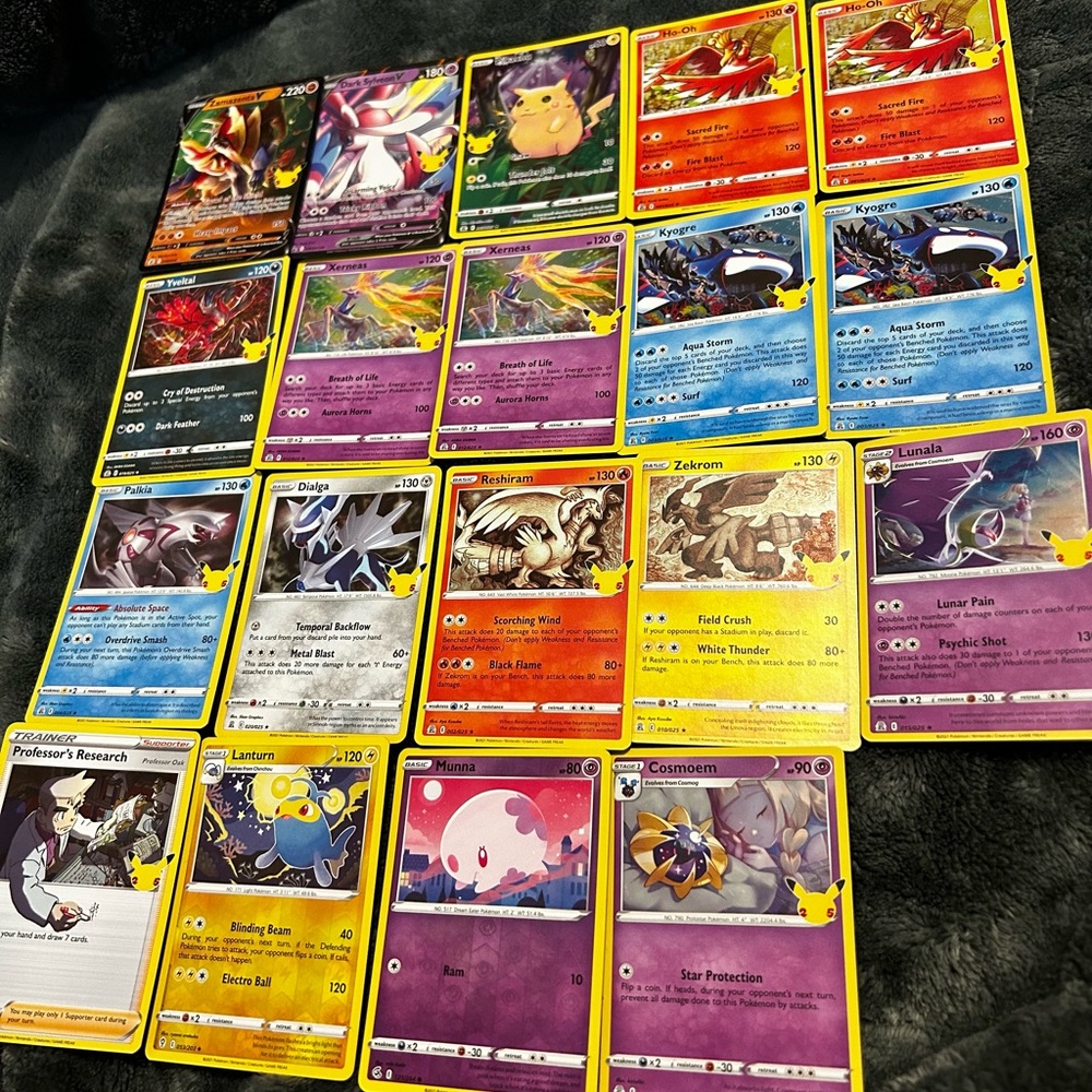 Pokémon cards lot of 39